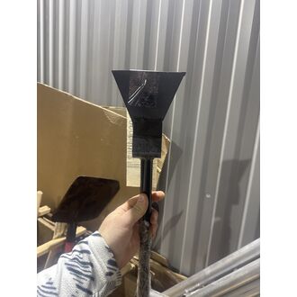 Ледоруб-скребок Б-2, сварной, металлический черенок